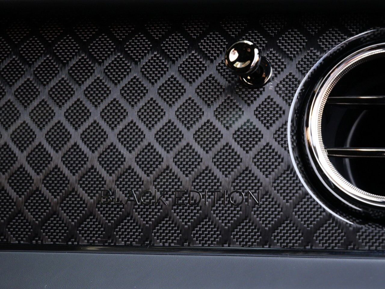 2025 Bentley Bentayga S Black Edition Lawrence KS