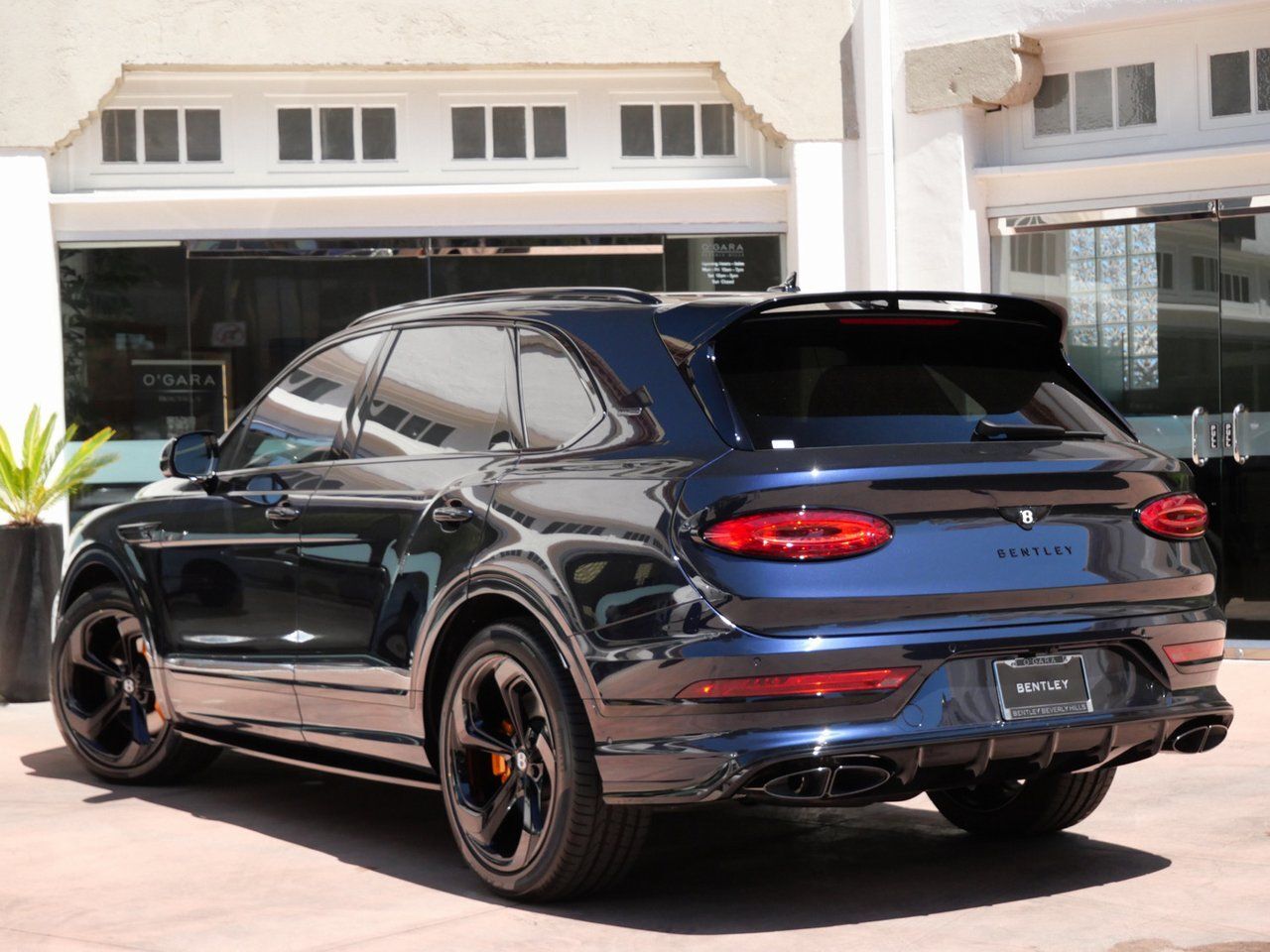 2025 Bentley Bentayga S Black Edition