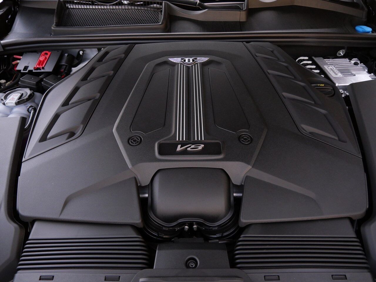 2025 Bentley Bentayga S Black Edition Lawrence KS