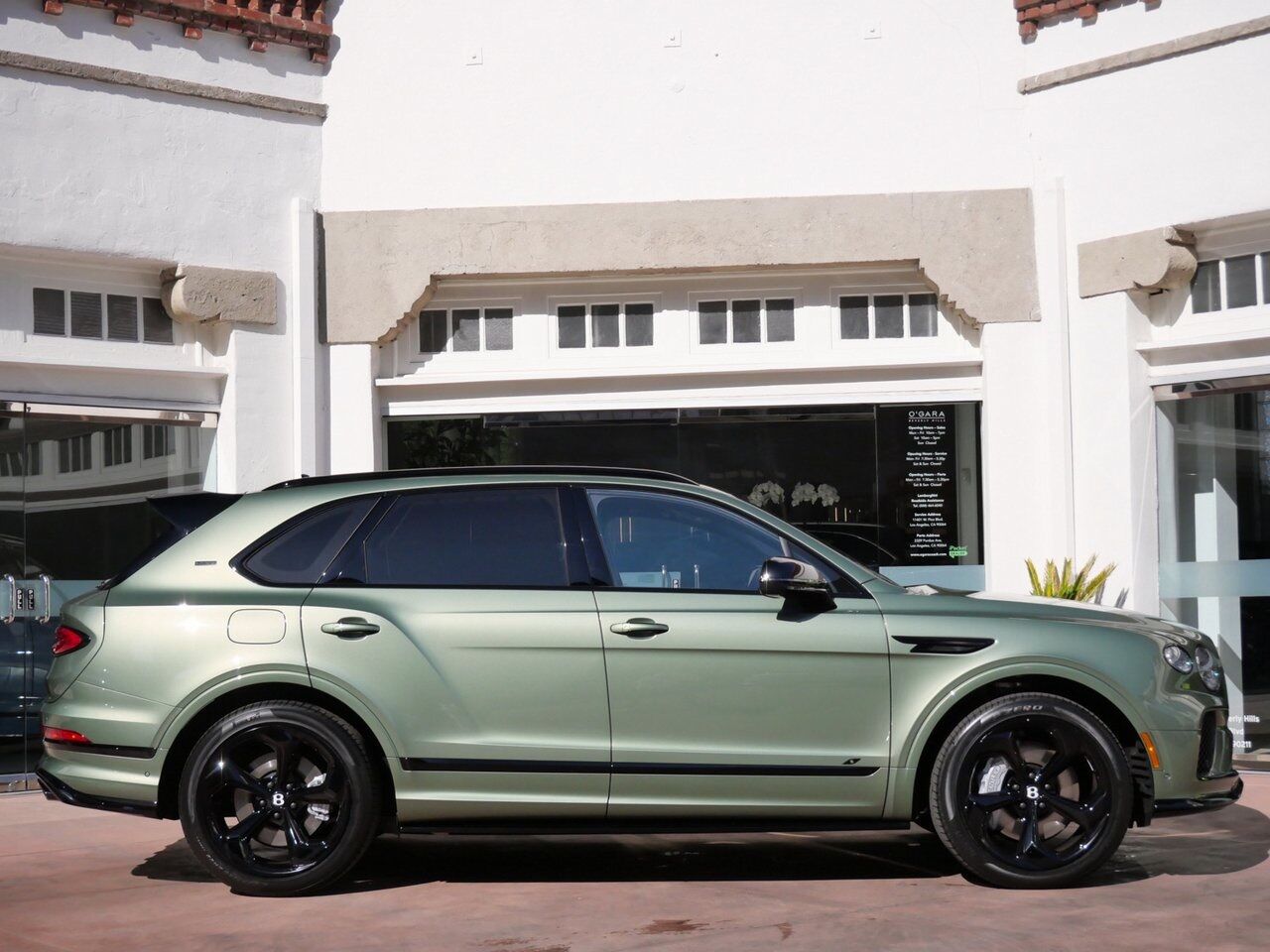2025 Bentley Bentayga S Black Edition Lawrence KS