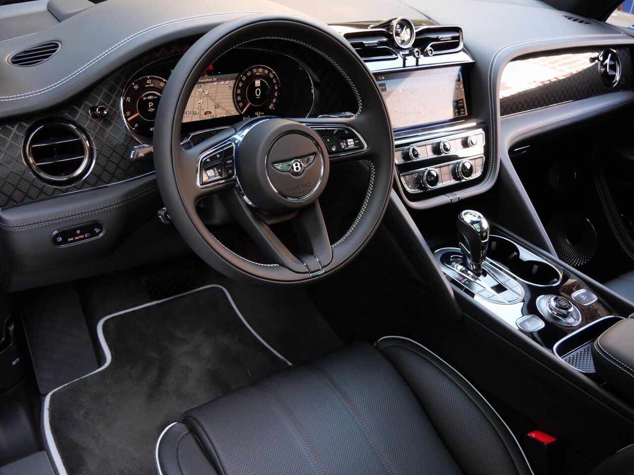 2025 Bentley Bentayga S Black Edition Lawrence KS
