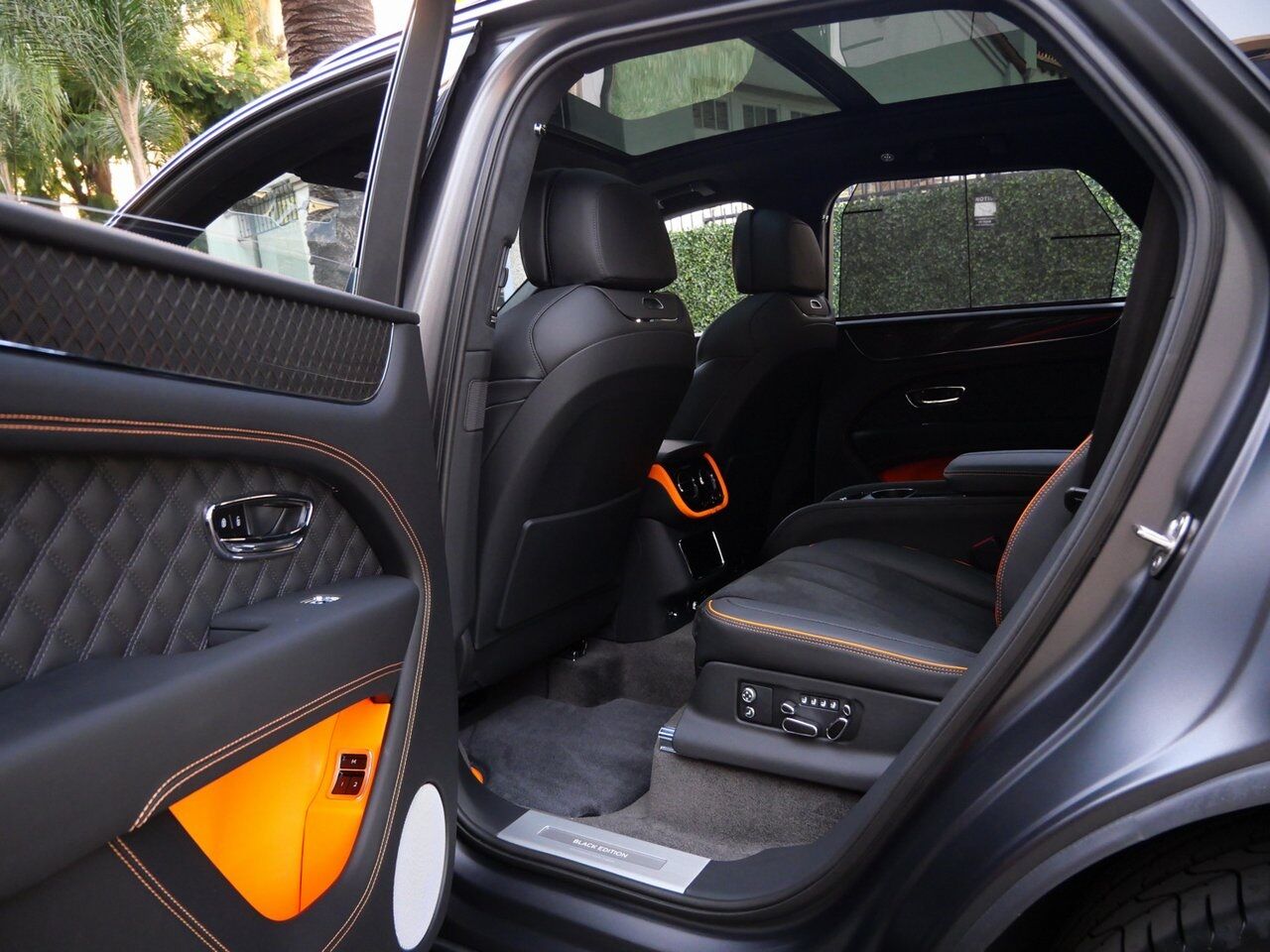 2025 Bentley Bentayga S Black Edition Lawrence KS