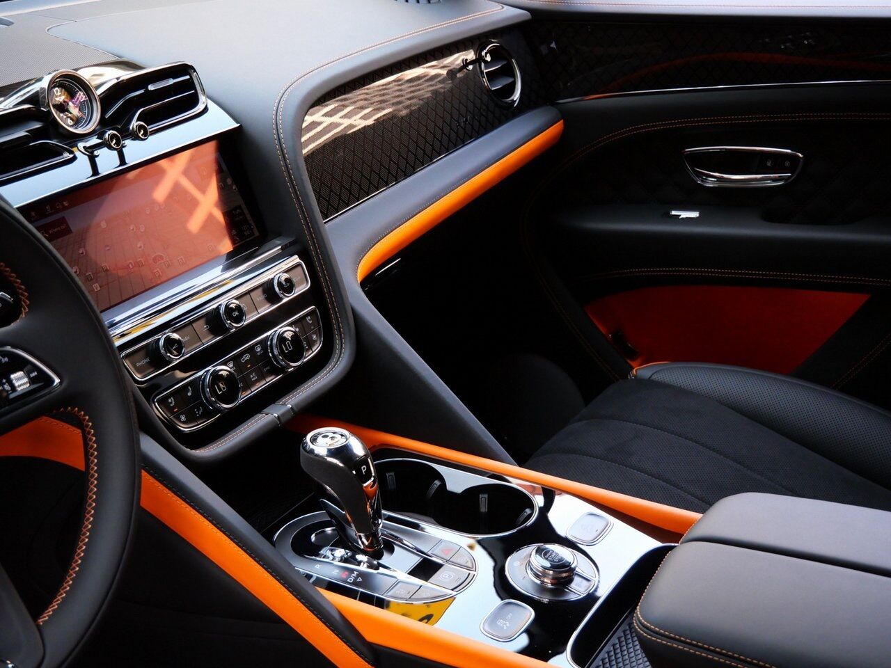 2025 Bentley Bentayga S Black Edition Lawrence KS