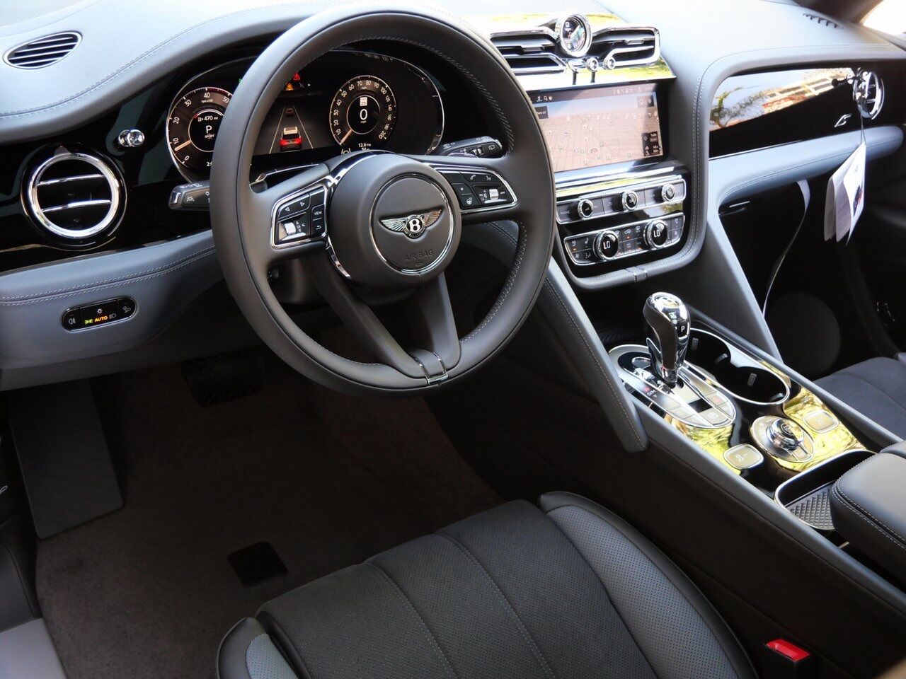 2025 Bentley Bentayga S Lawrence KS