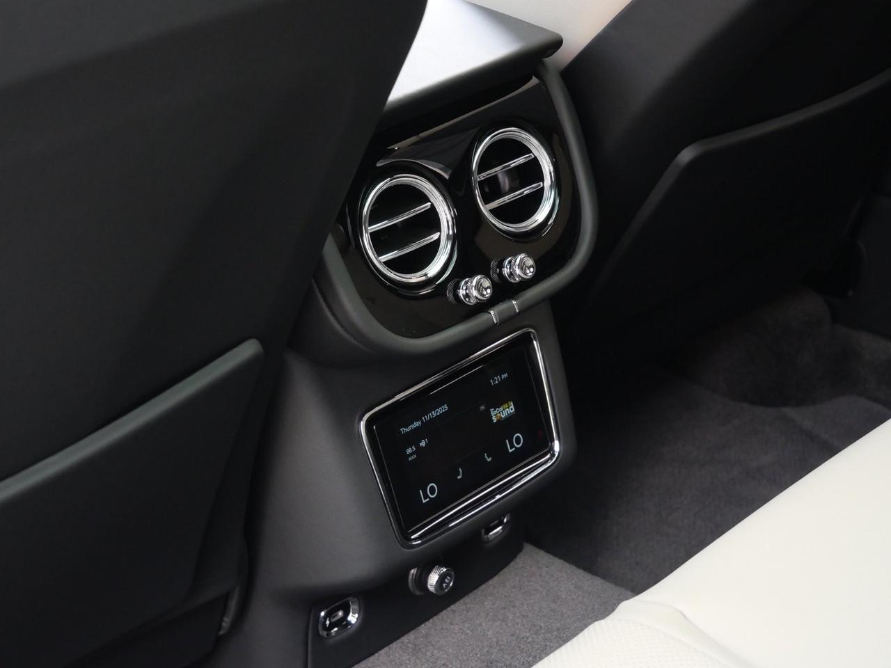 2025 Bentley Bentayga V8 Lawrence KS