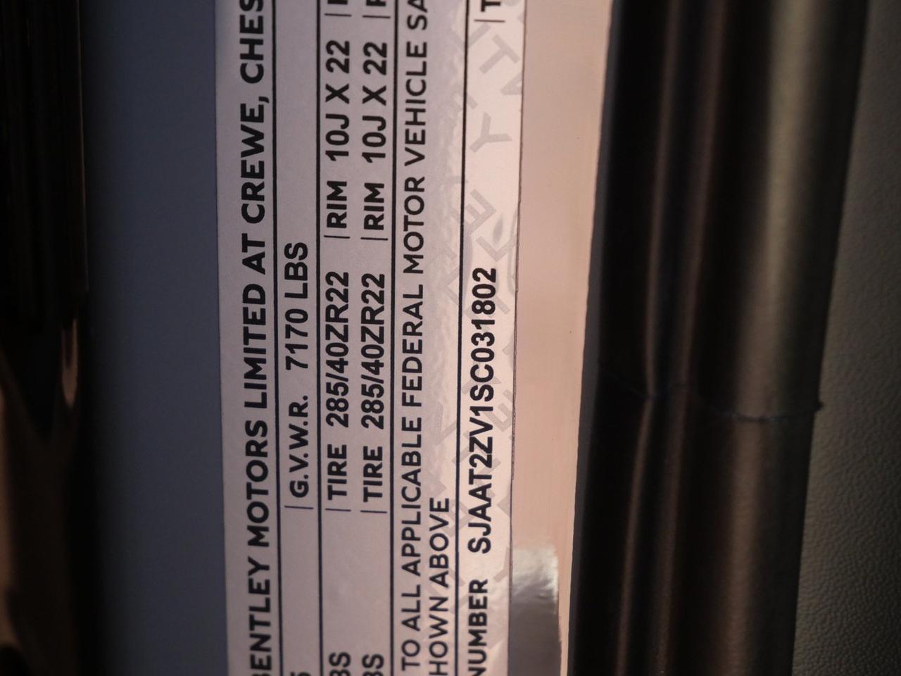 2025 Bentley Bentayga V8 Lawrence KS