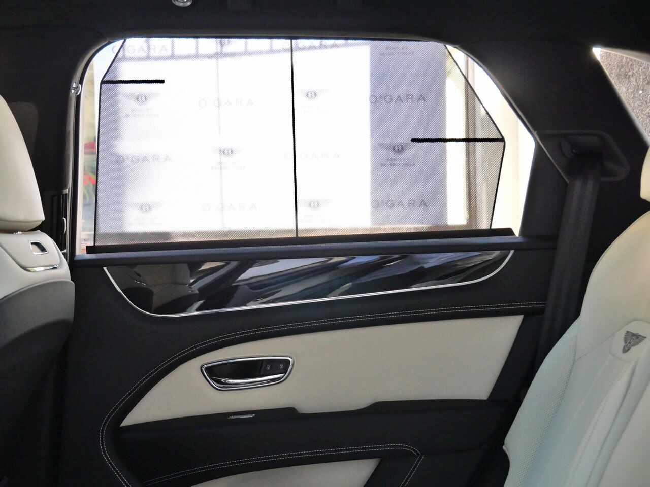 2025 Bentley Bentayga V8 Lawrence KS