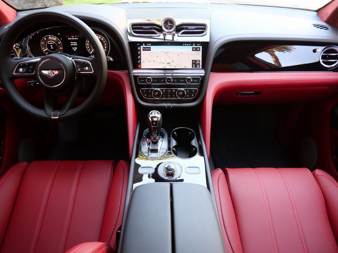 2025 Bentley Bentayga V8 Lawrence KS