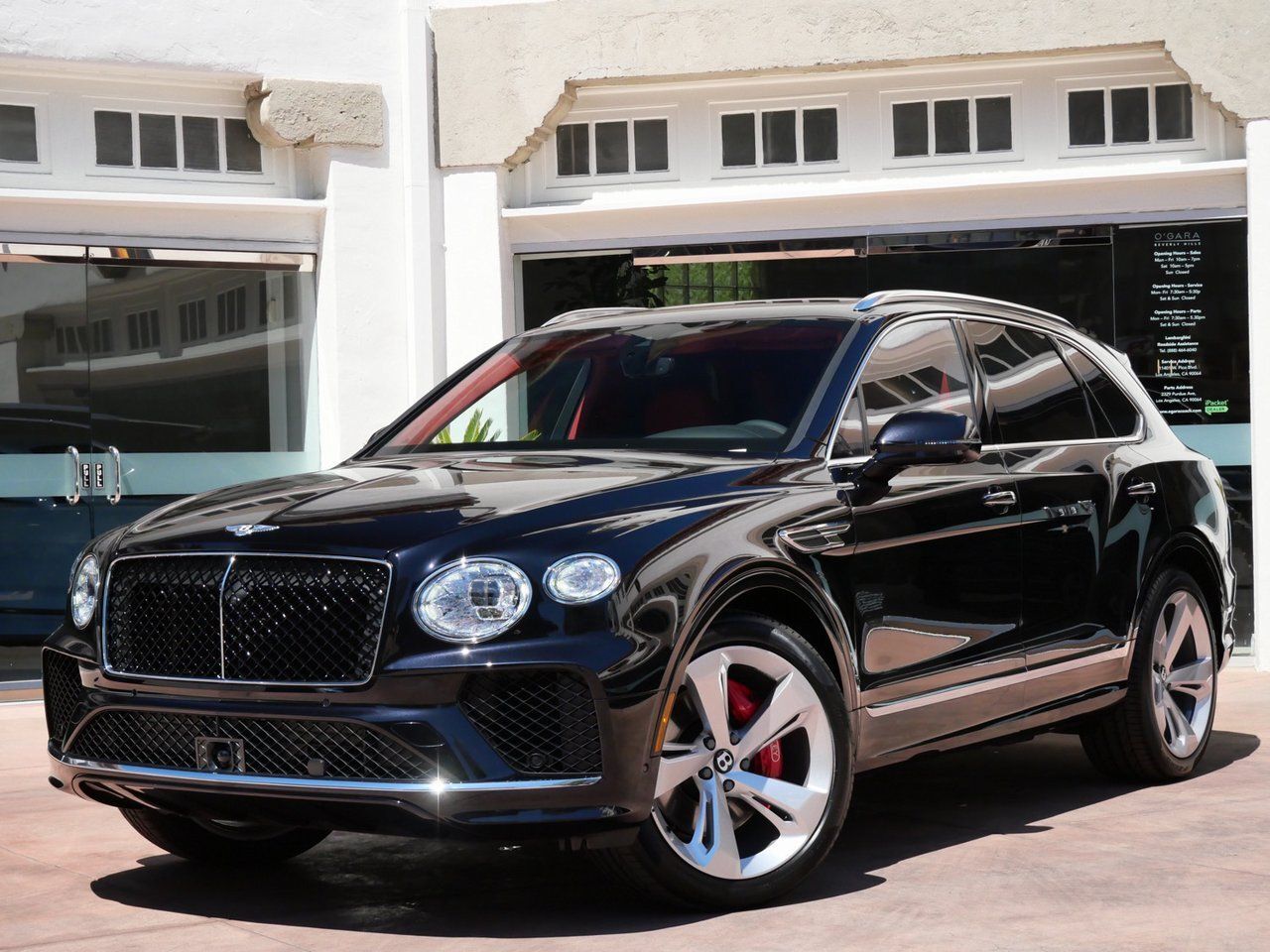 2025 Bentley Bentayga V8 Lawrence KS