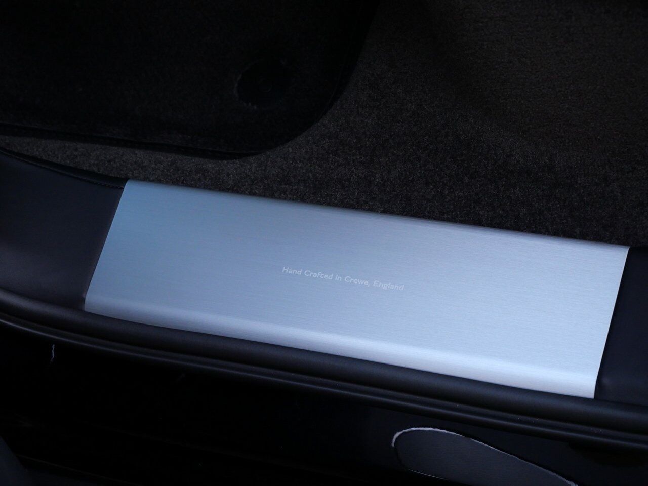 2025 Bentley Bentayga V8 Lawrence KS