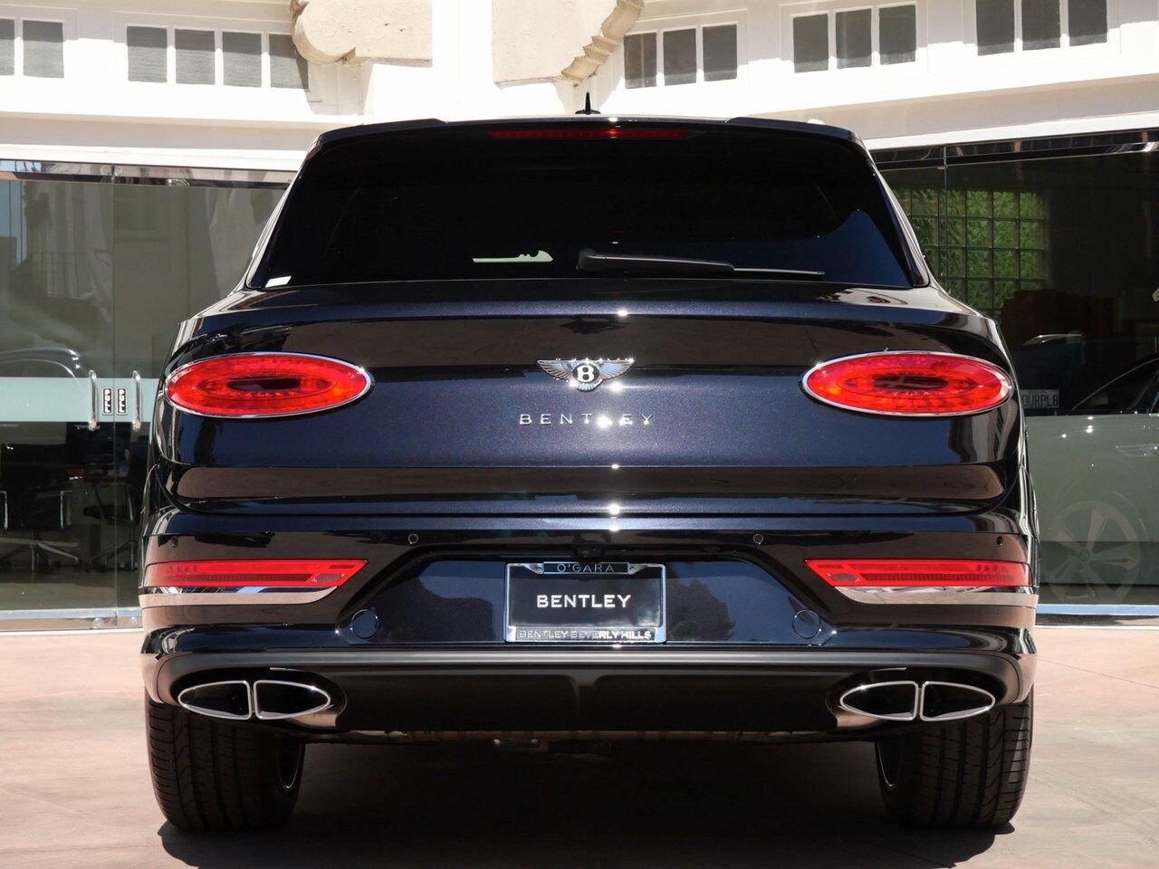 2025 Bentley Bentayga V8 Lawrence KS