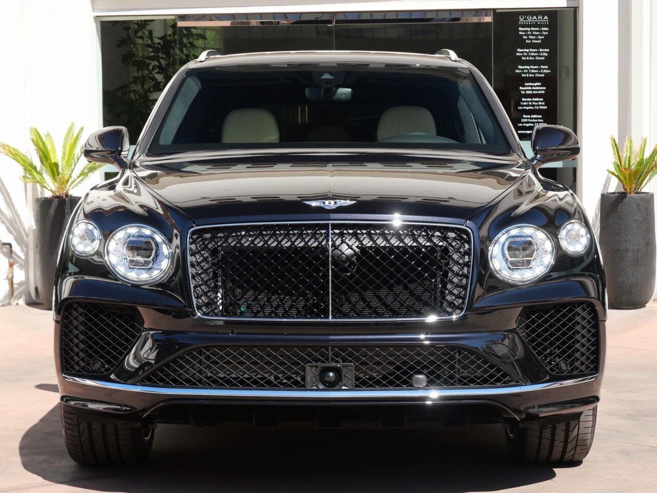 2025 Bentley Bentayga V8 Lawrence KS