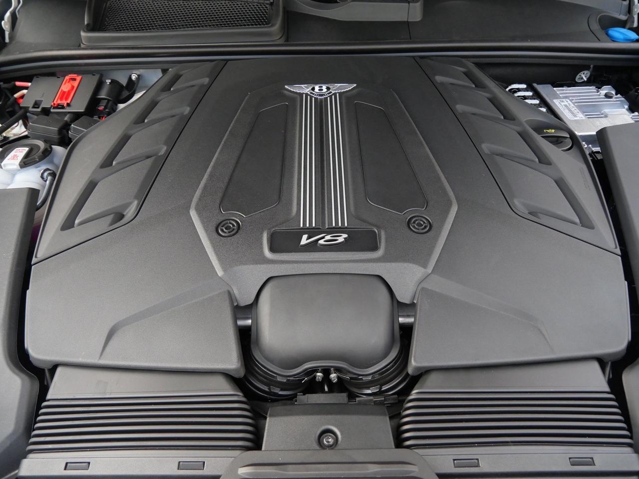 2025 Bentley Bentayga V8 Lawrence KS