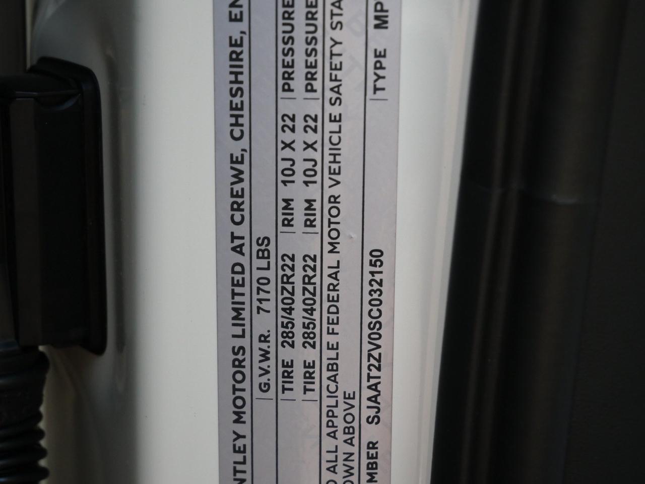 2025 Bentley Bentayga V8 Lawrence KS