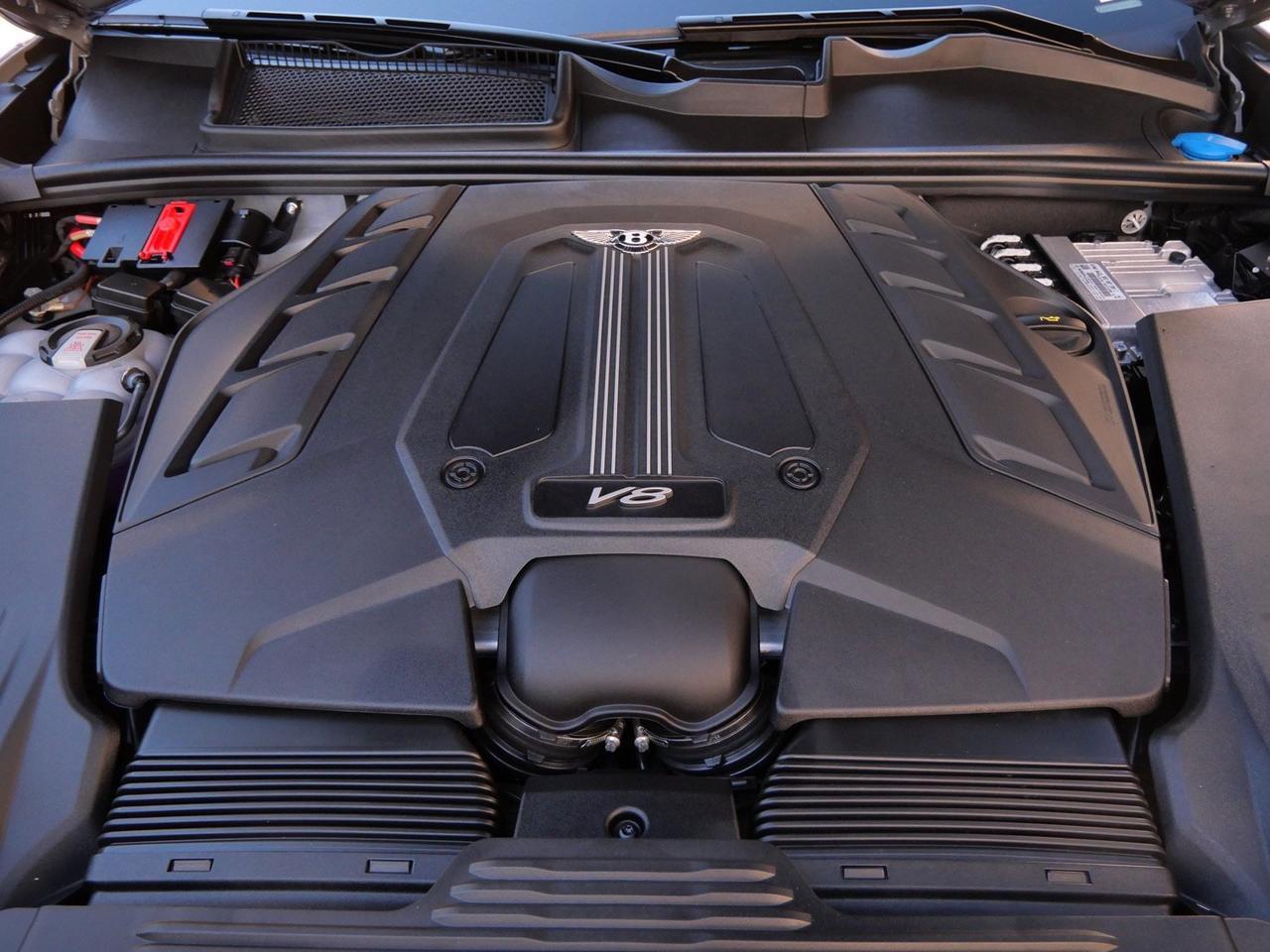 2025 Bentley Bentayga V8 Lawrence KS