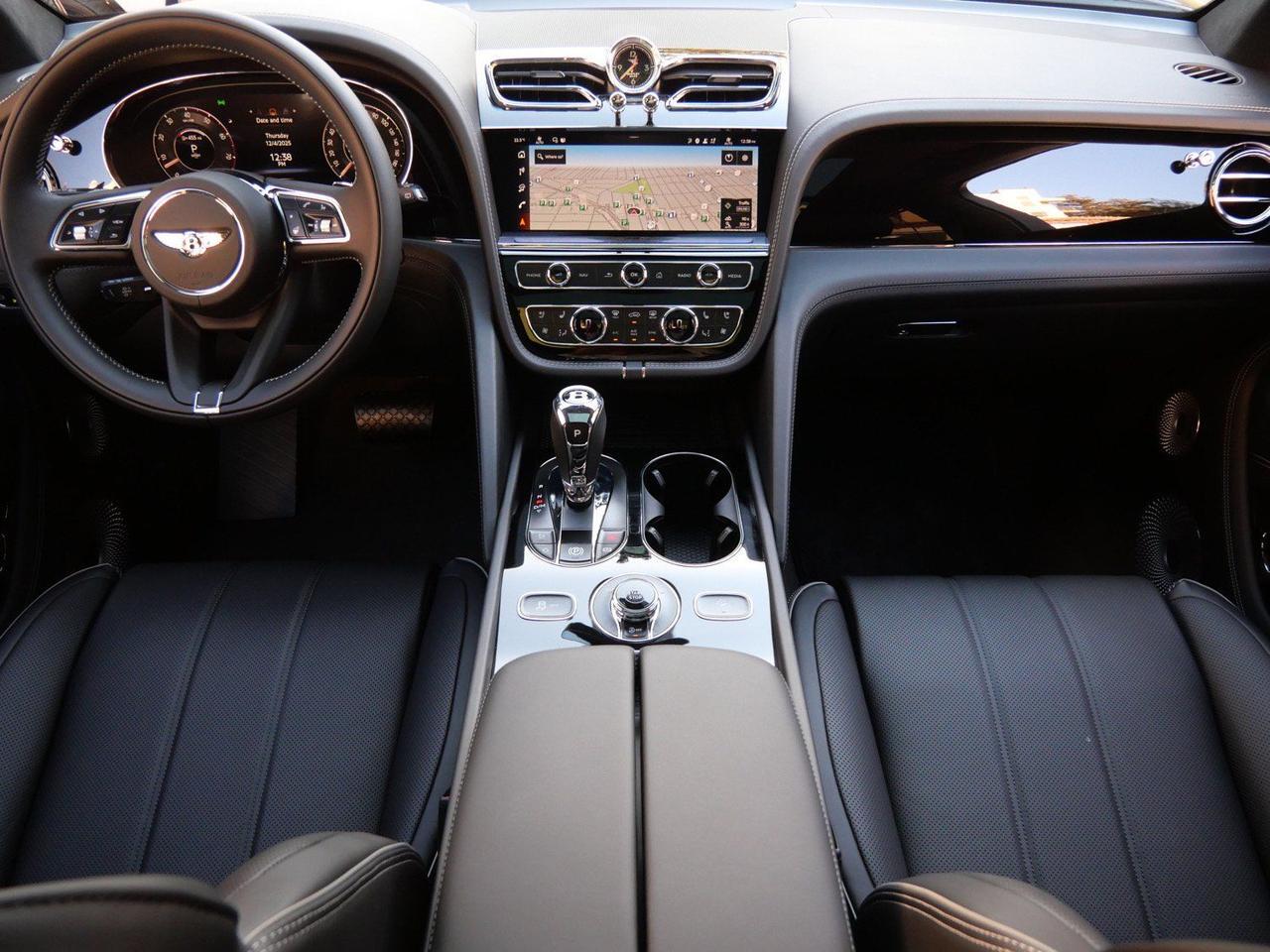 2025 Bentley Bentayga V8 Lawrence KS