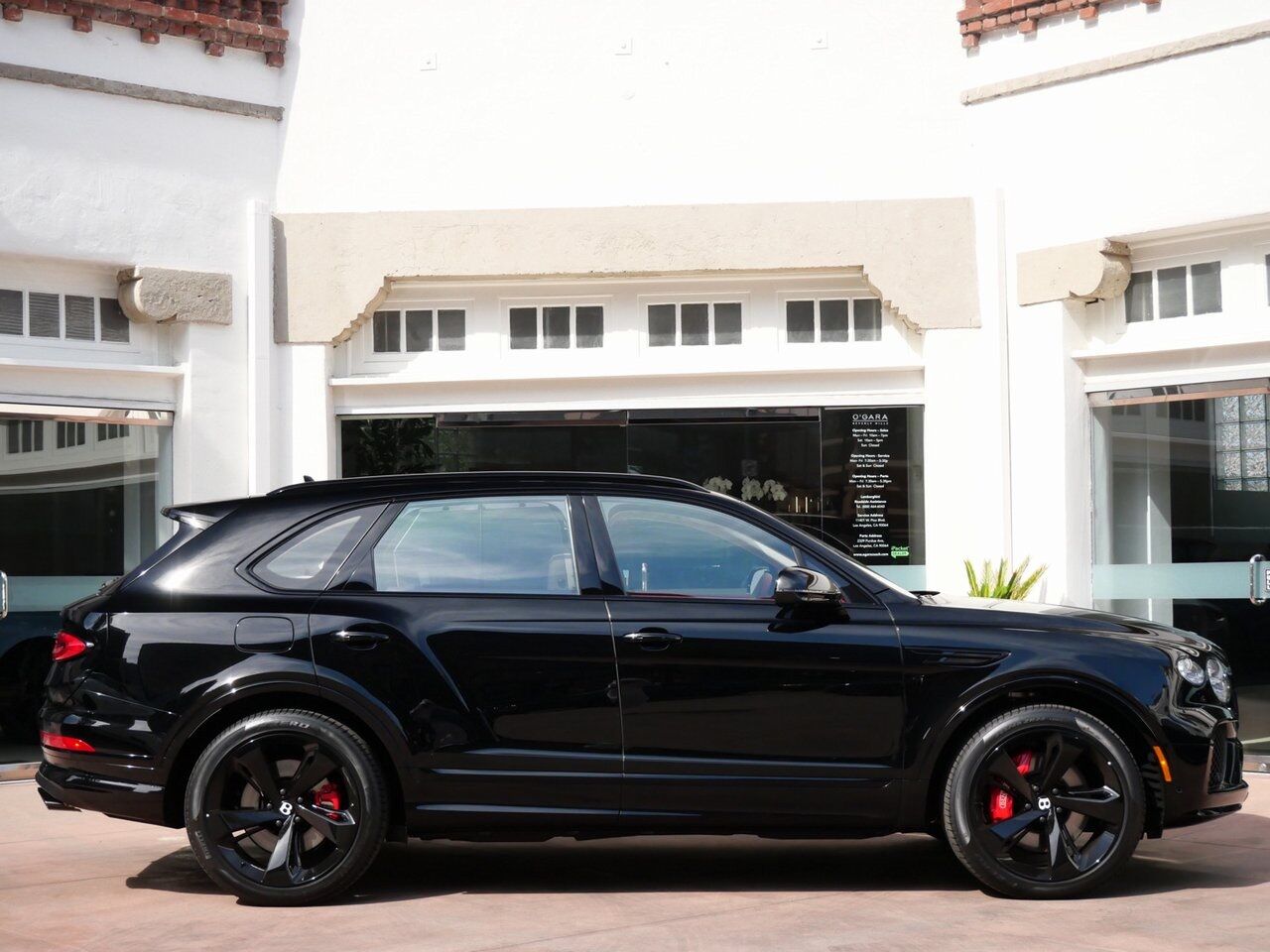 2025 Bentley Bentayga V8 Lawrence KS