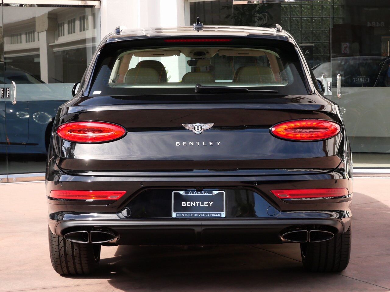 2025 Bentley Bentayga V8 Lawrence KS