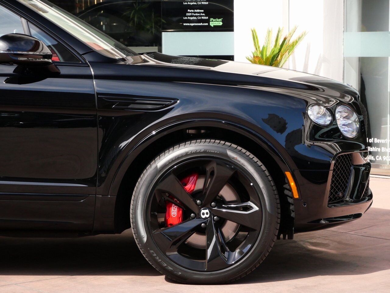 2025 Bentley Bentayga V8 Lawrence KS