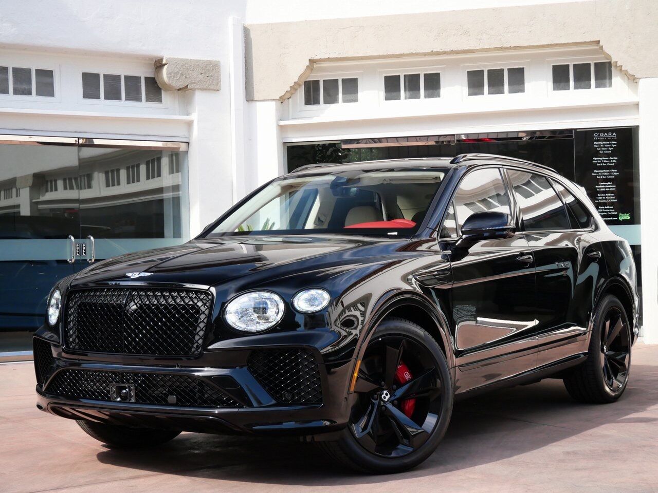 2025 Bentley Bentayga V8 Lawrence KS