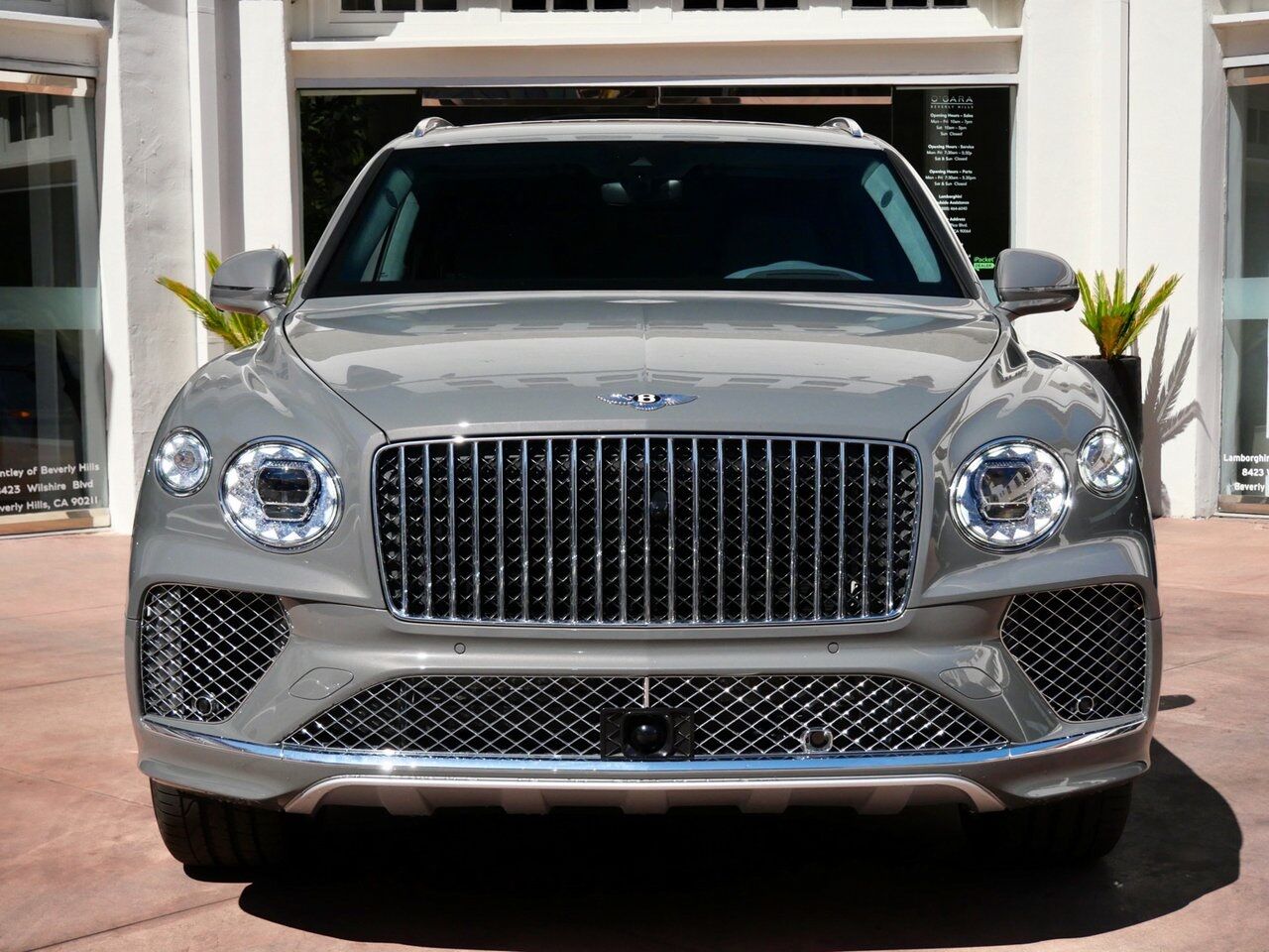 2025 Bentley Bentayga V8 Lawrence KS