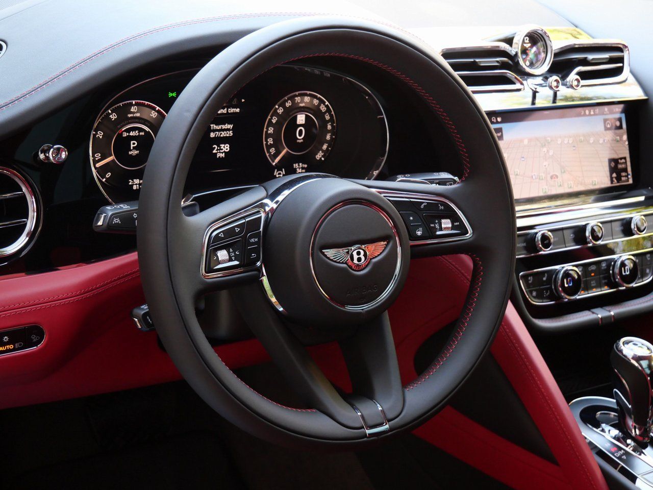 2025 Bentley Bentayga V8 Lawrence KS