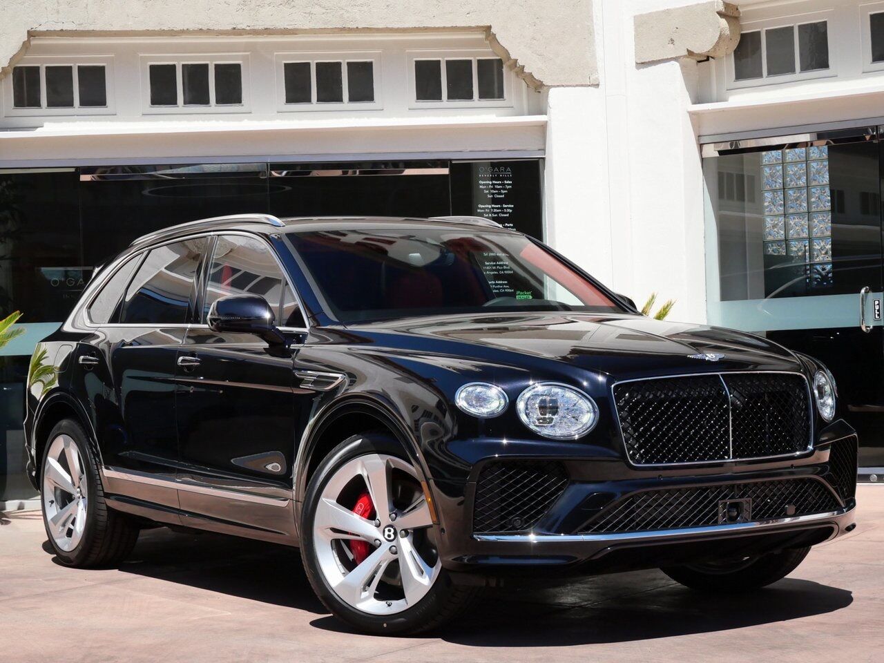 2025 Bentley Bentayga V8 Lawrence KS
