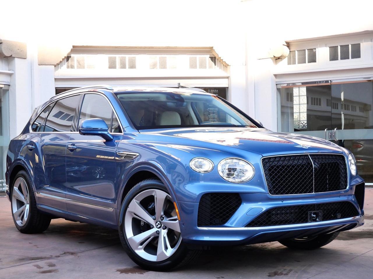 2025 Bentley Bentayga V8