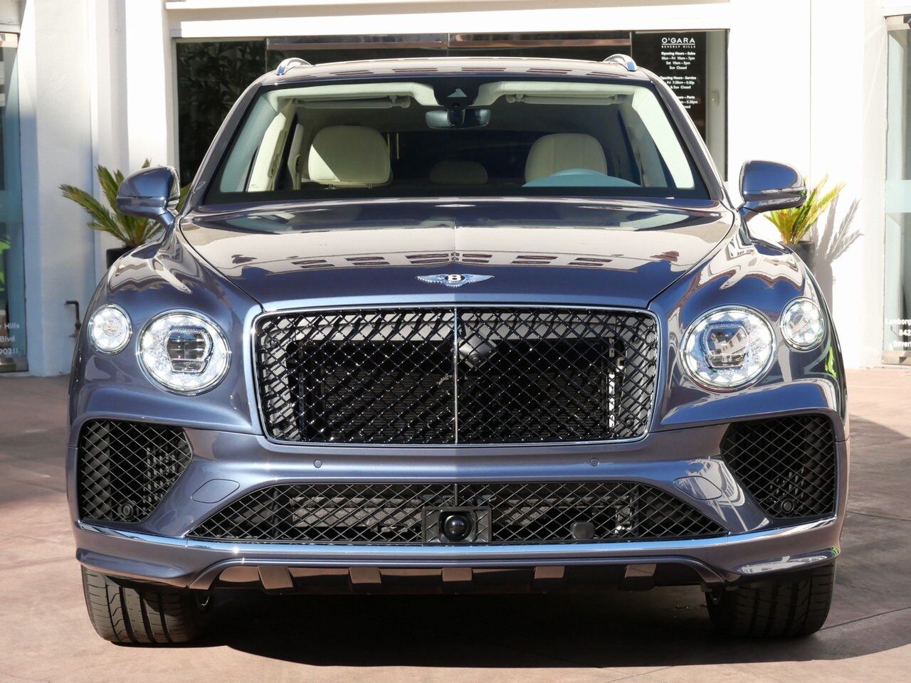 2025 Bentley Bentayga V8 Lawrence KS