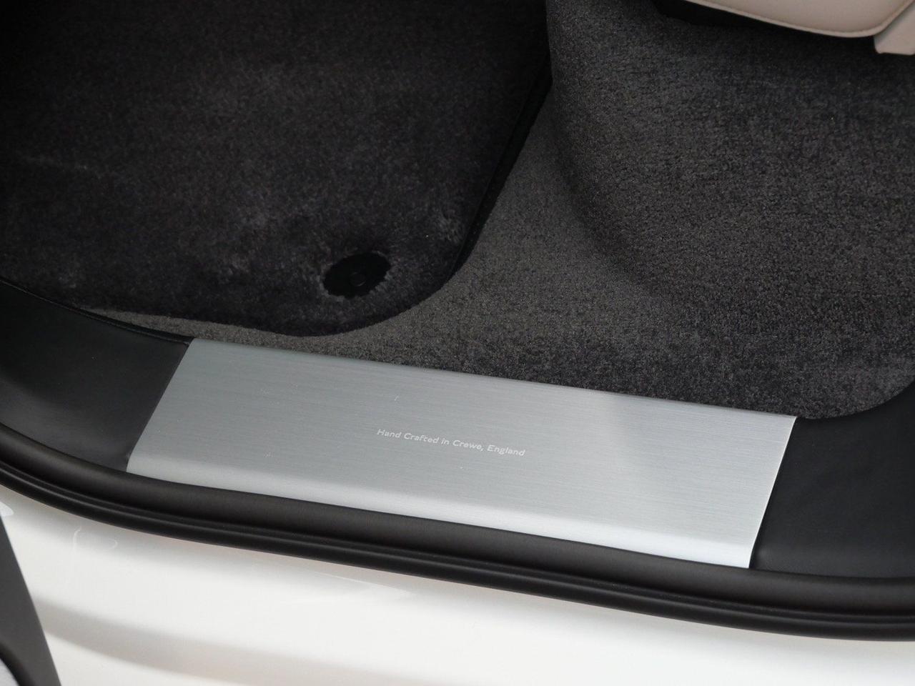 2025 Bentley Bentayga V8 V8 Lawrence KS