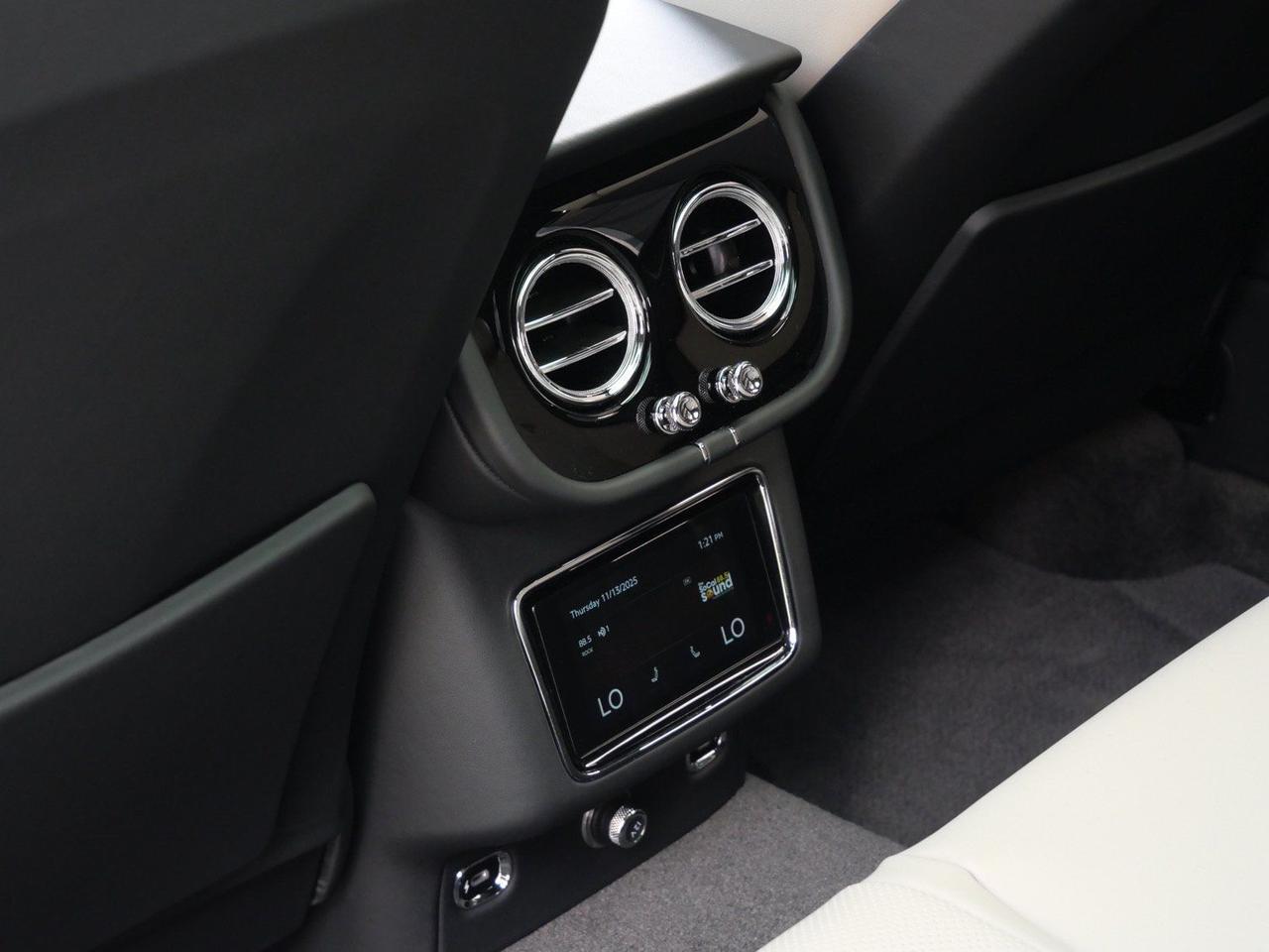 2025 Bentley Bentayga V8 V8 Lawrence KS