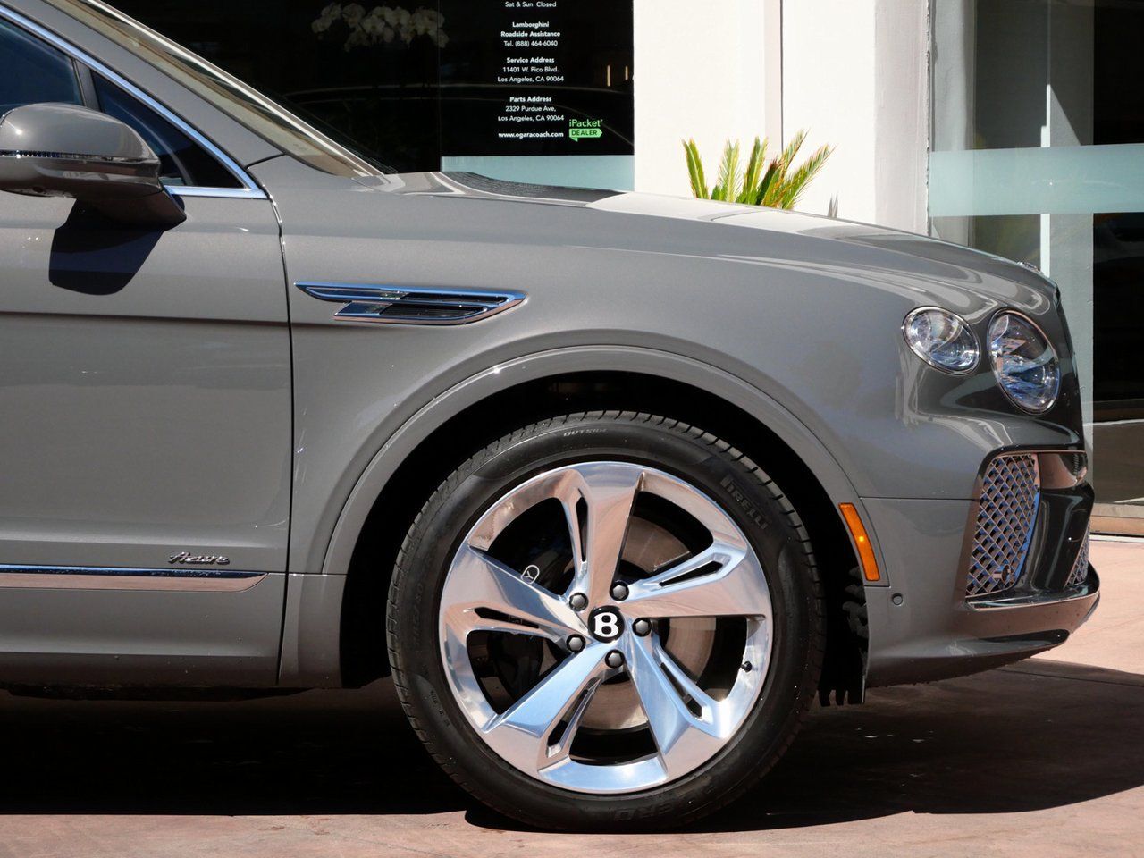 2025 Bentley Bentayga V8 V8 Lawrence KS