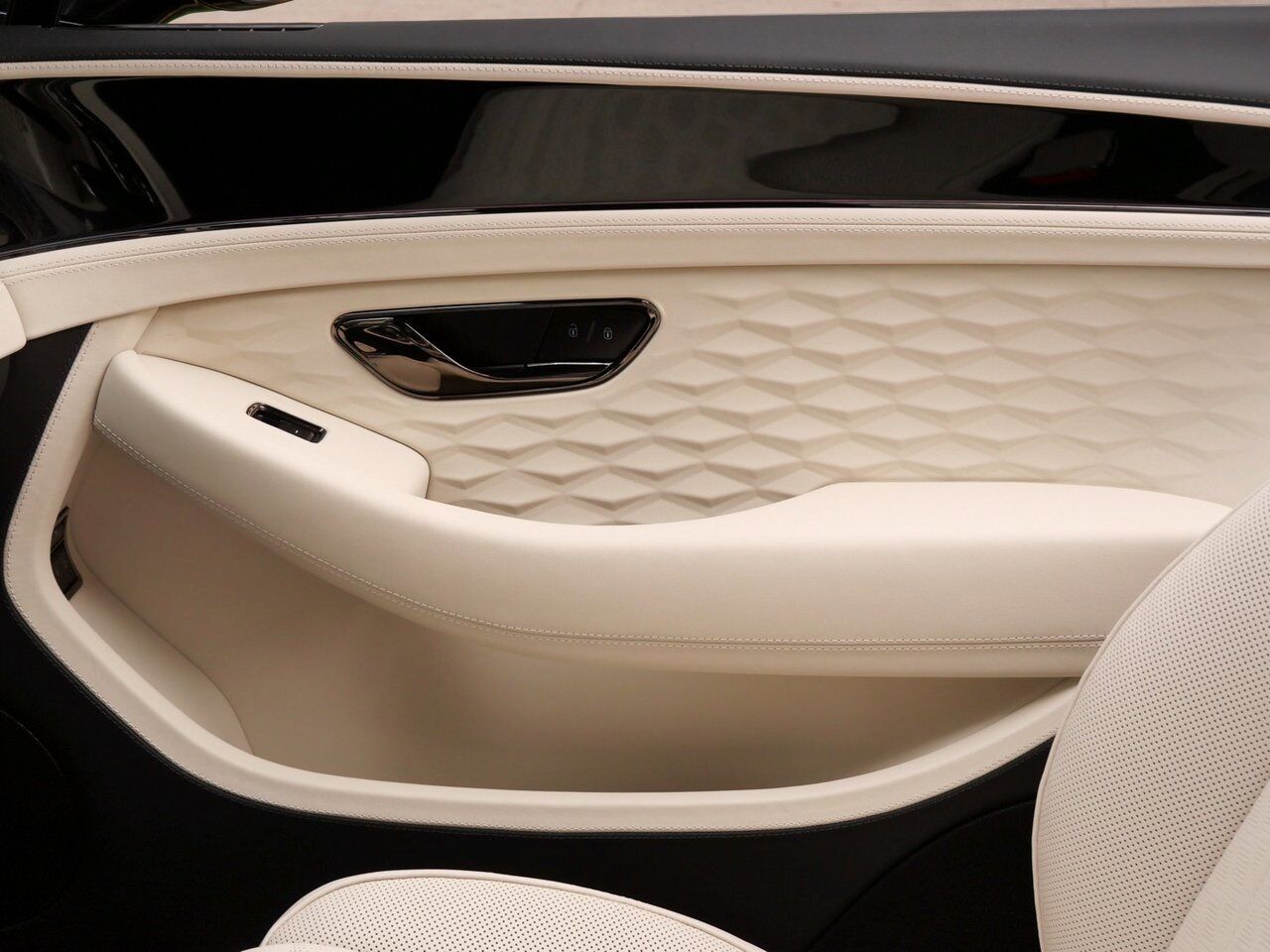 2025 Bentley Continental Speed Lawrence KS