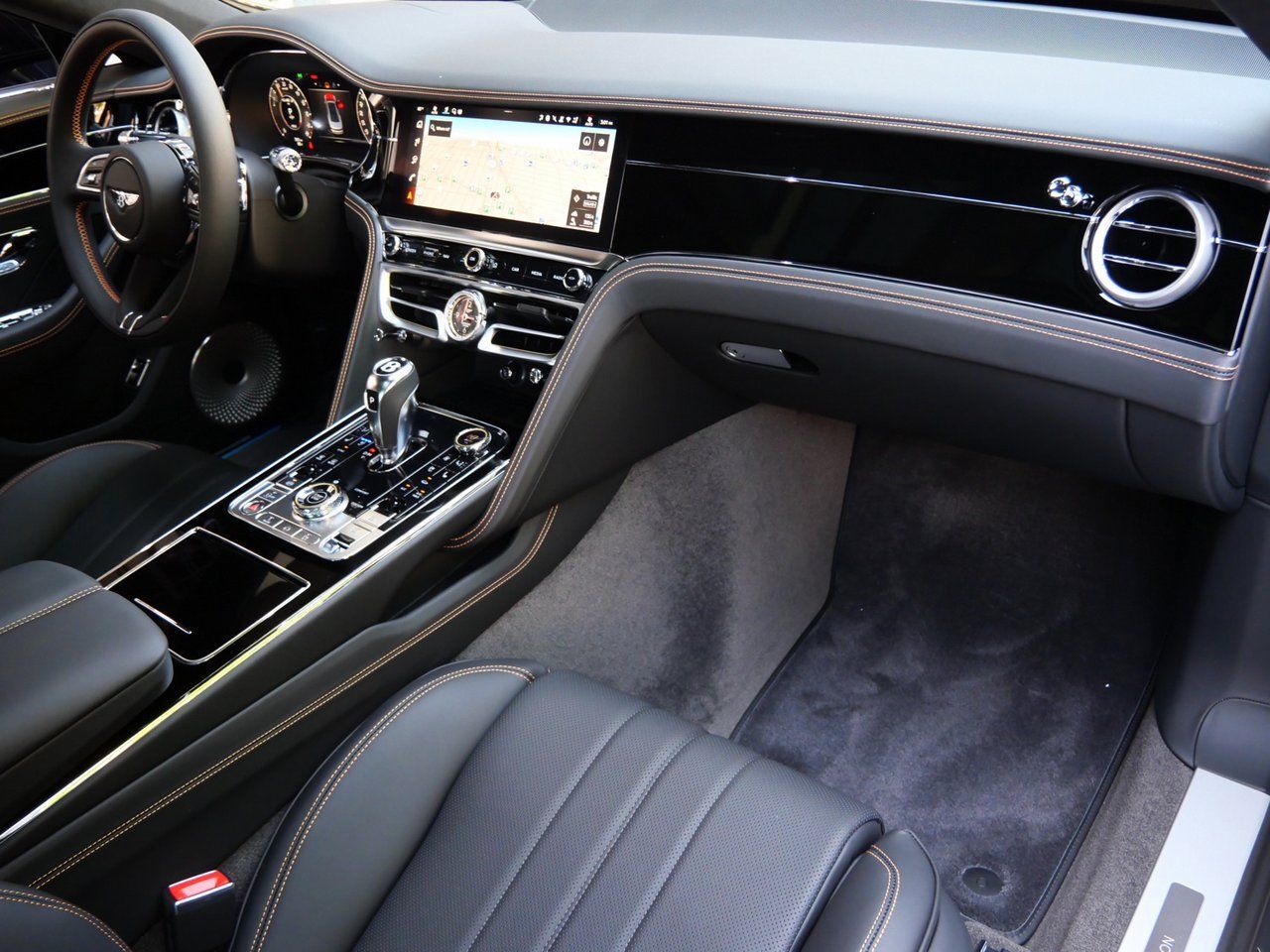 2025 Bentley Flying Spur Black Edition Black Edition Lawrence KS