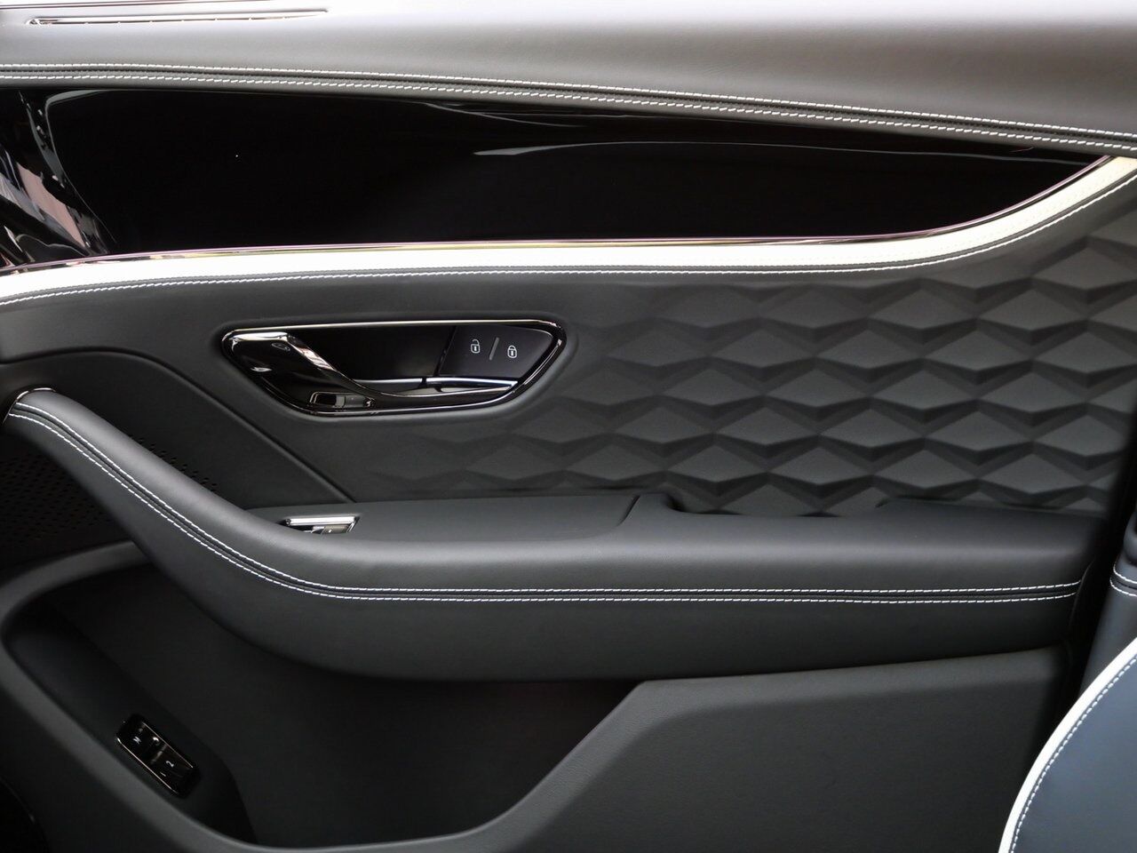 2025 Bentley Flying Spur Speed Lawrence KS
