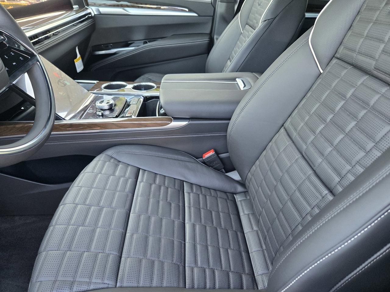 2025 Cadillac Escalade 4WD Sport Platinum Roseville CA