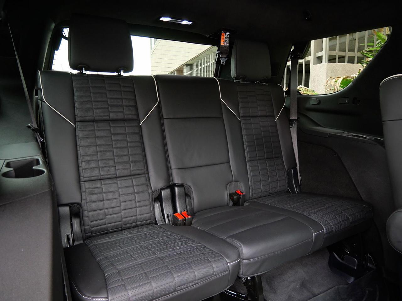 2025 Cadillac Escalade Sport Platinum Sport Platinum Lawrence KS