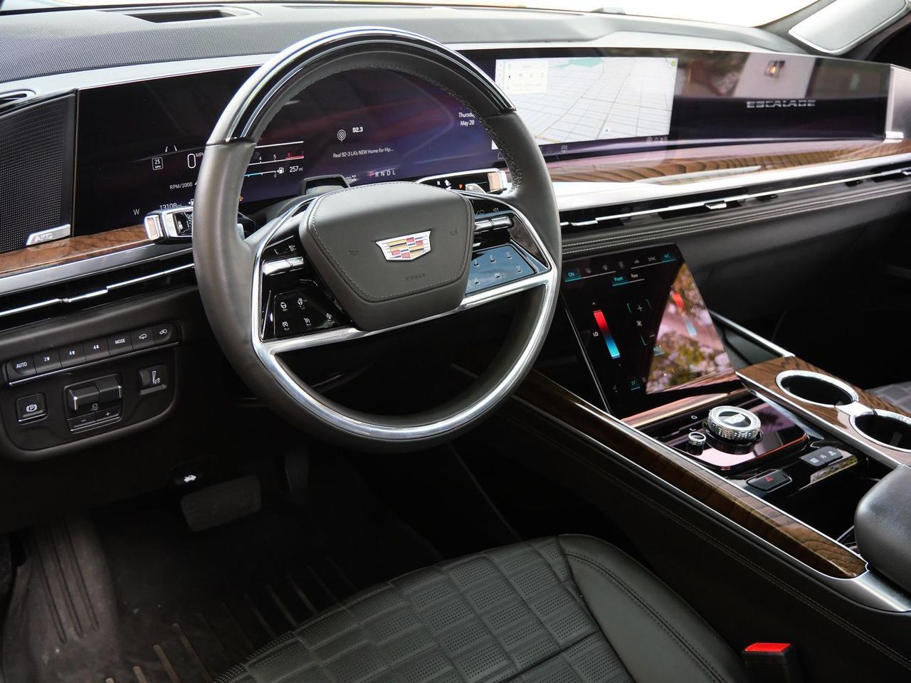 2025 Cadillac Escalade Sport Platinum Sport Platinum Lawrence KS
