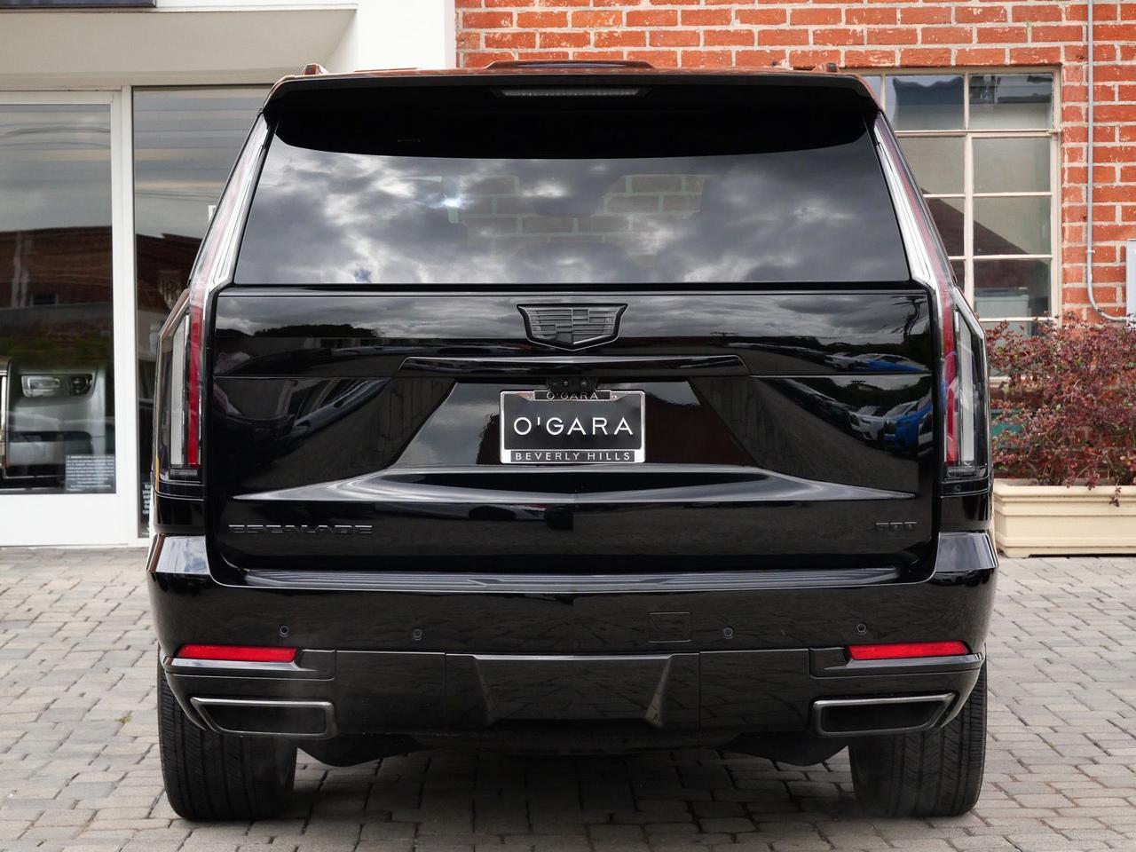2025 Cadillac Escalade Sport Platinum Sport Platinum Lawrence KS