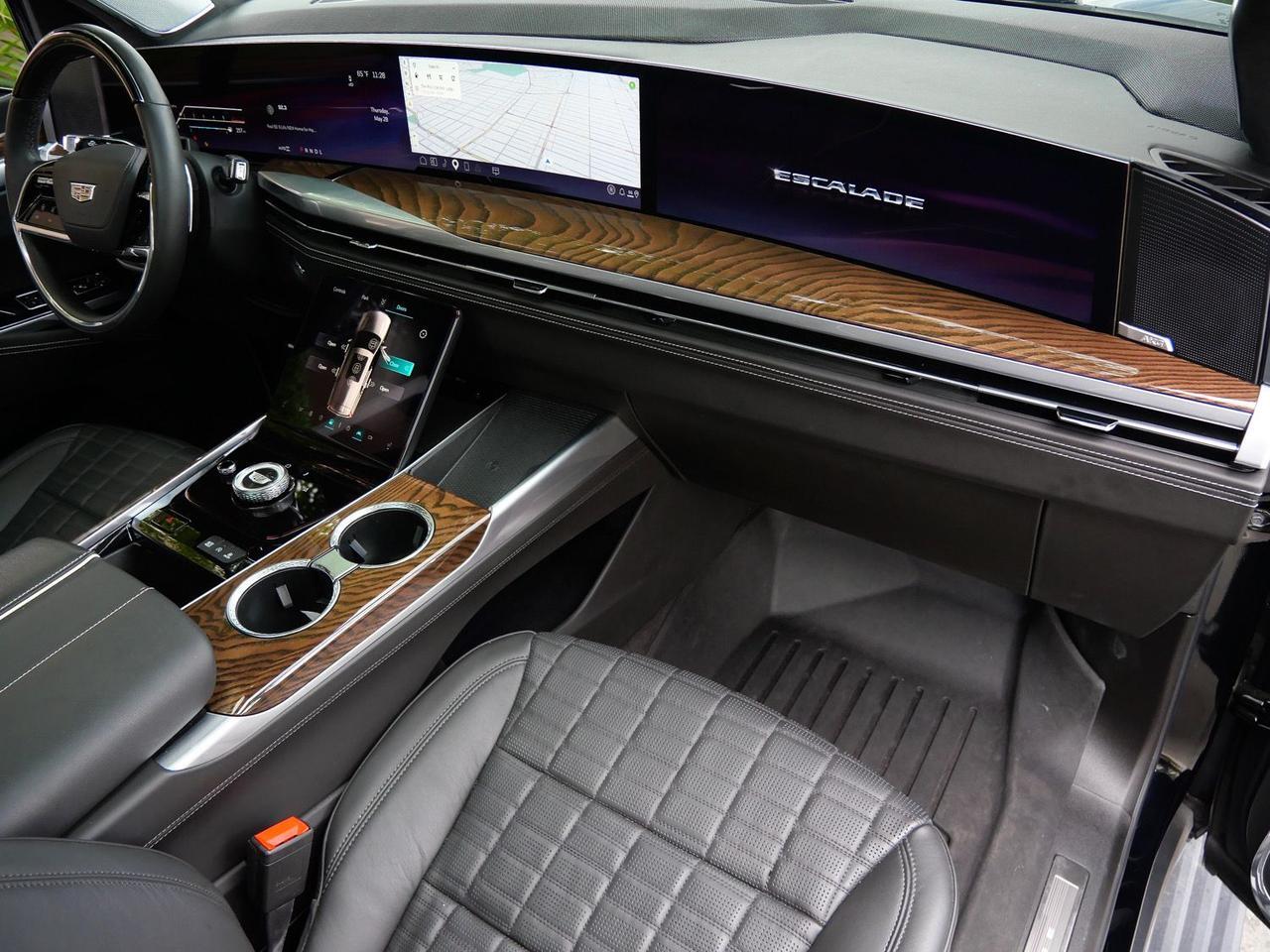 2025 Cadillac Escalade Sport Platinum Sport Platinum Lawrence KS