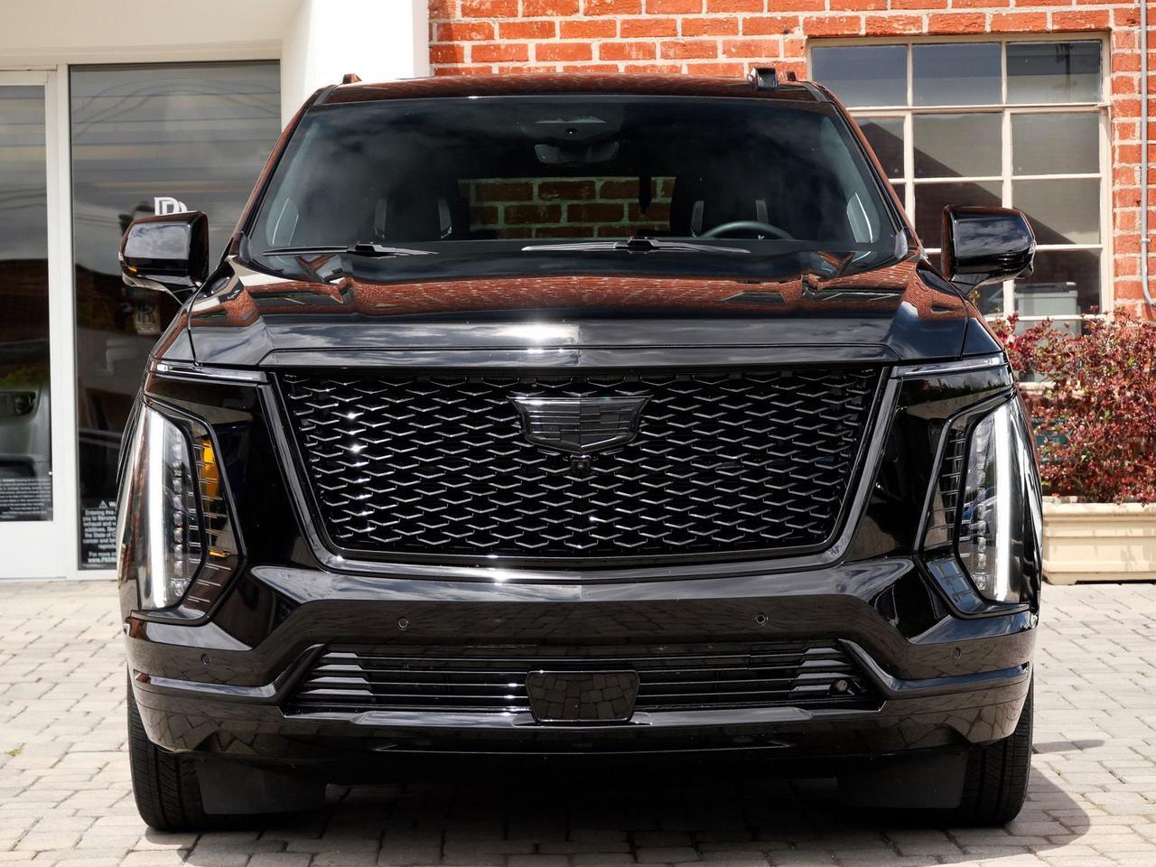 2025 Cadillac Escalade Sport Platinum Sport Platinum Lawrence KS
