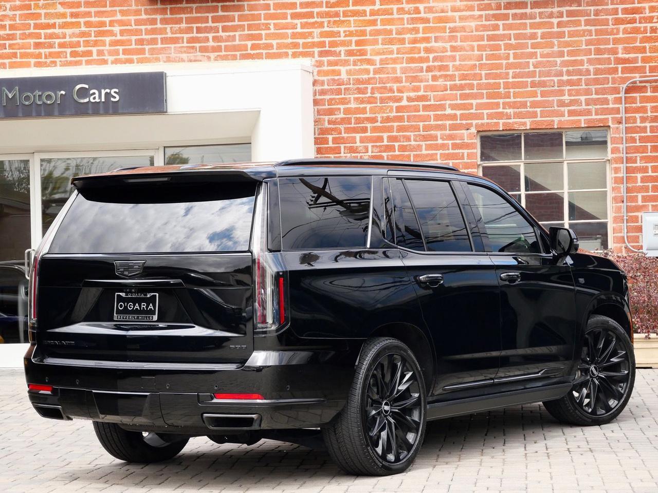 2025 Cadillac Escalade Sport Platinum Sport Platinum Lawrence KS