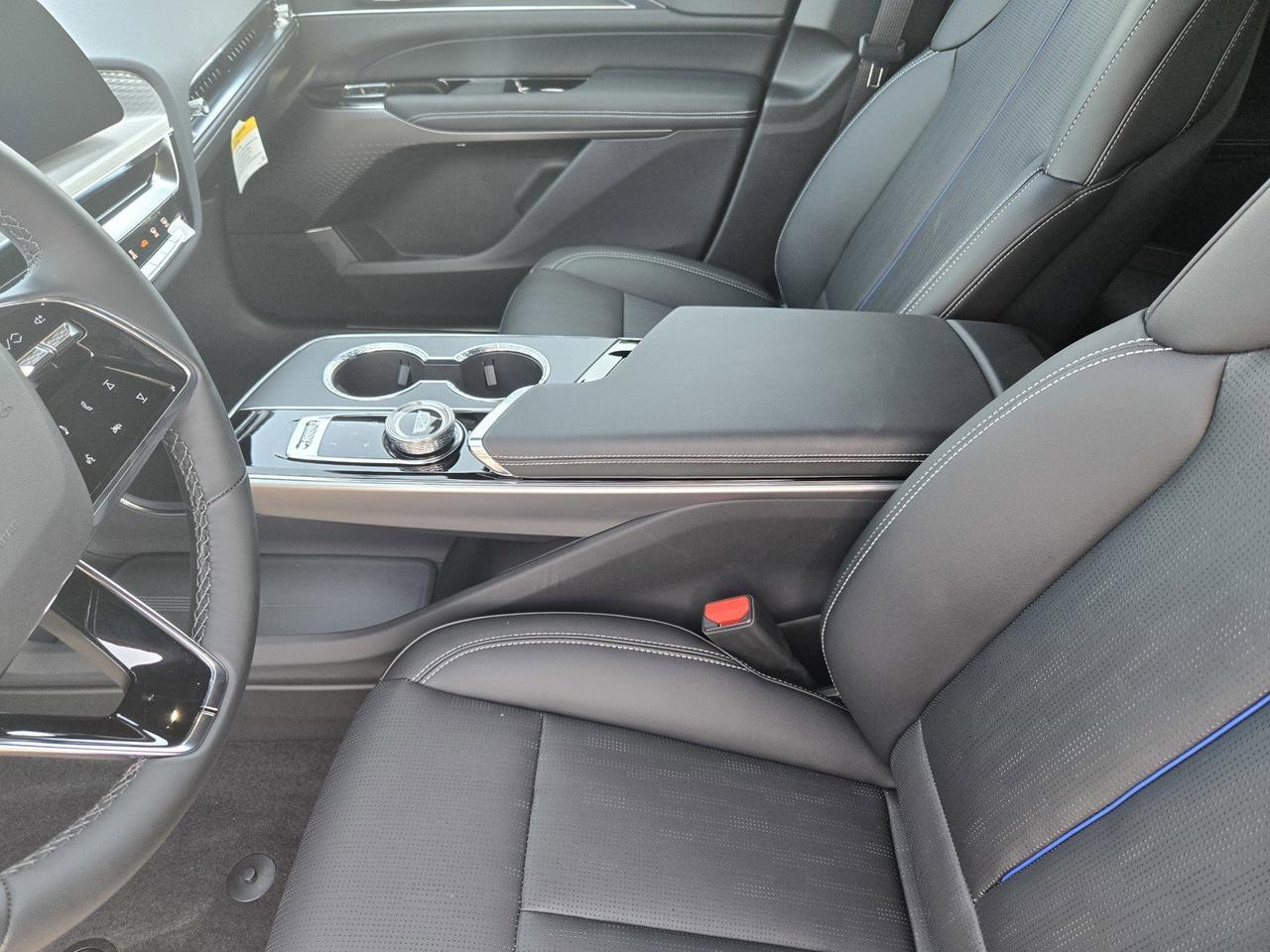 2025 Cadillac LYRIQ Luxury Roseville CA