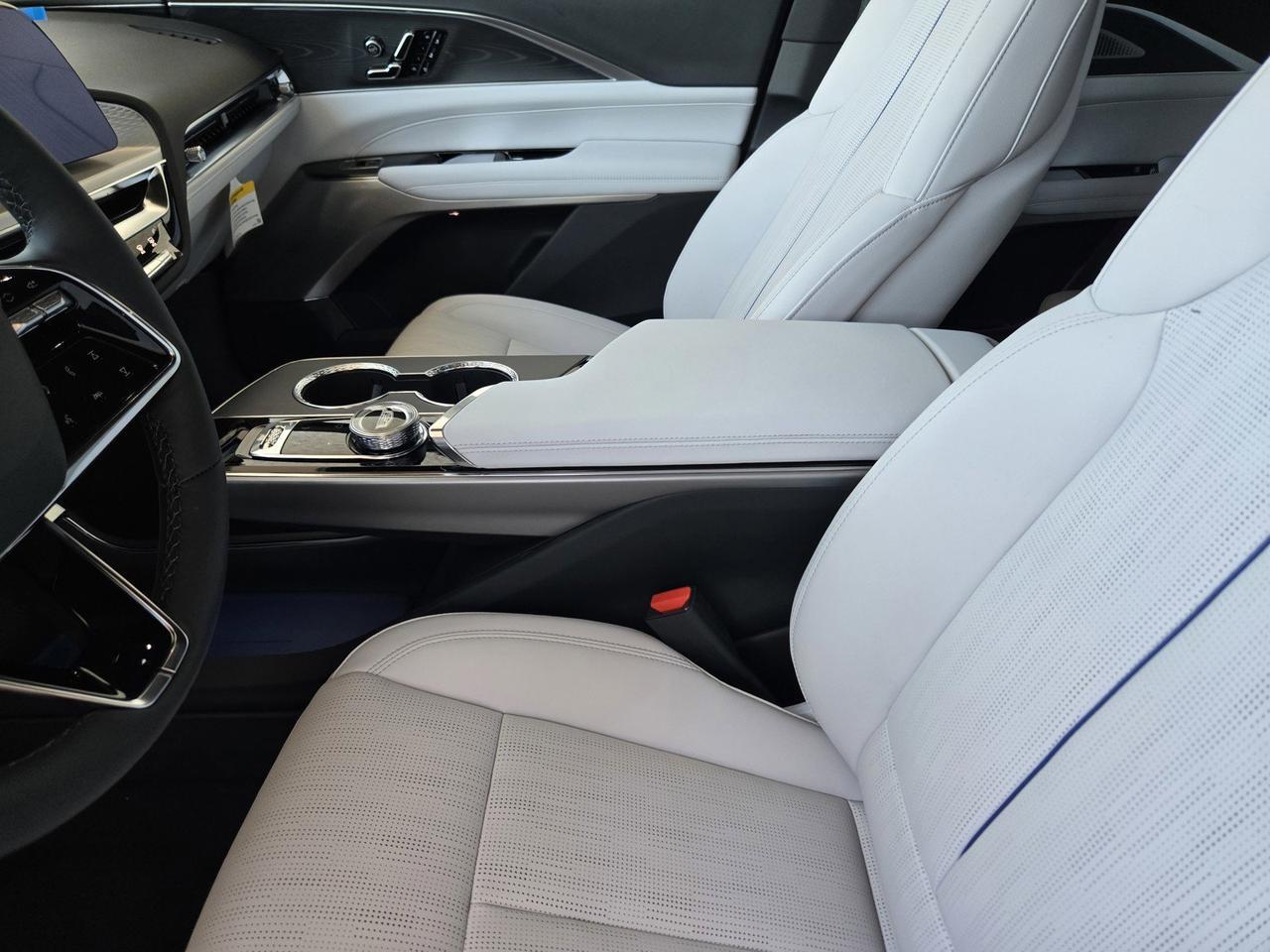 2025 Cadillac LYRIQ Luxury Roseville CA