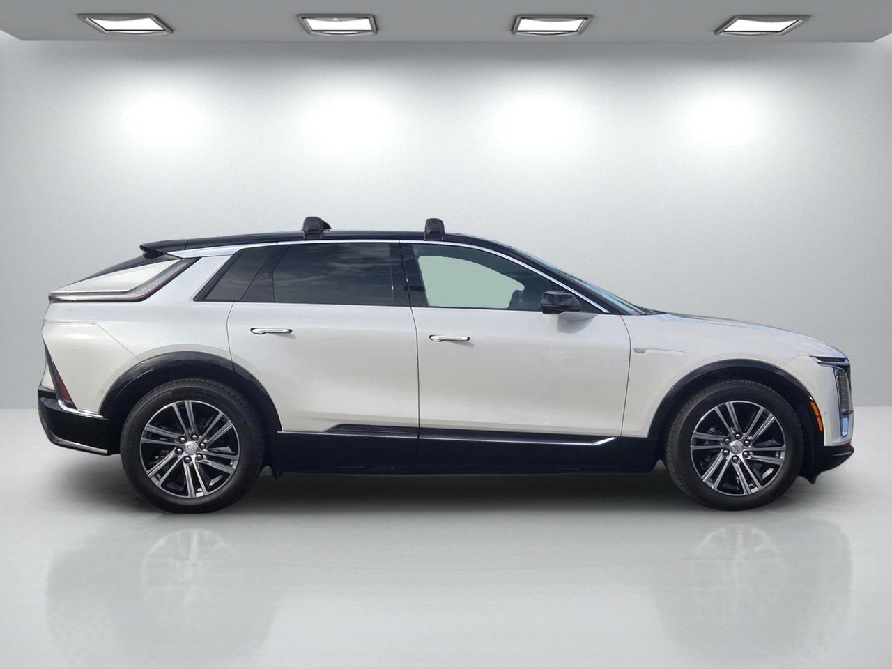 2025 Cadillac LYRIQ Luxury Roseville CA