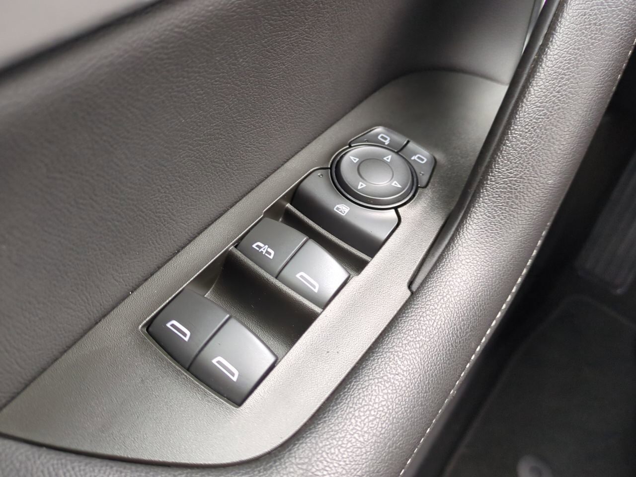 2025 Chevrolet Blazer LT Appleton WI