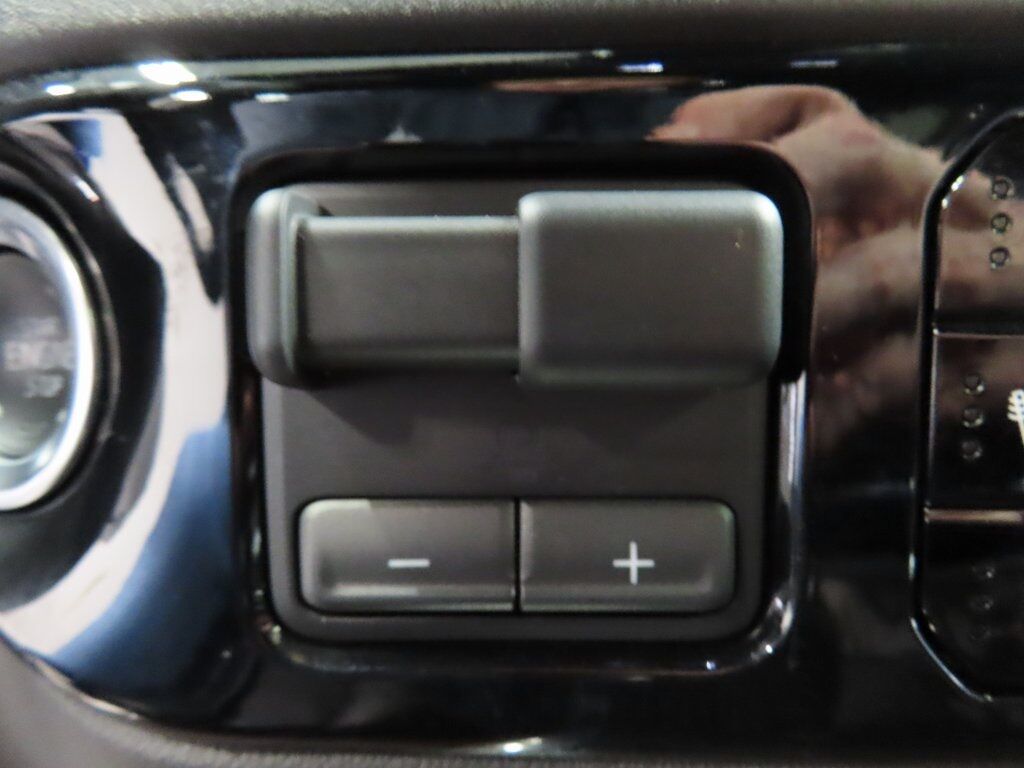 2025 Chevrolet Silverado 1500 4x4 Crew Cab High Country Fond du Lac WI 2025 Chevrolet Silverado 1500 4x4 Crew Cab High Country Fond du Lac WI