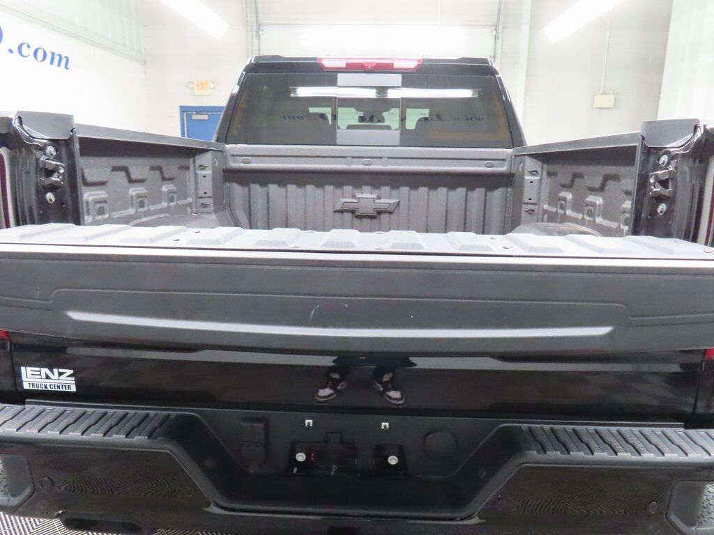 2025 Chevrolet Silverado 1500 4x4 Crew Cab High Country Fond du Lac WI 2025 Chevrolet Silverado 1500 4x4 Crew Cab High Country Fond du Lac WI