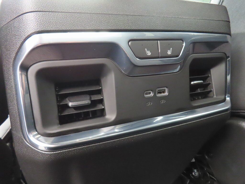 2025 Chevrolet Silverado 1500 4x4 Crew Cab High Country Fond du Lac WI 2025 Chevrolet Silverado 1500 4x4 Crew Cab High Country Fond du Lac WI