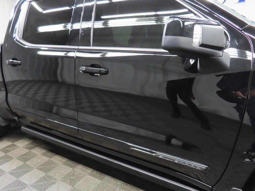 2025 Chevrolet Silverado 1500 4x4 Crew Cab High Country Fond du Lac WI 2025 Chevrolet Silverado 1500 4x4 Crew Cab High Country Fond du Lac WI